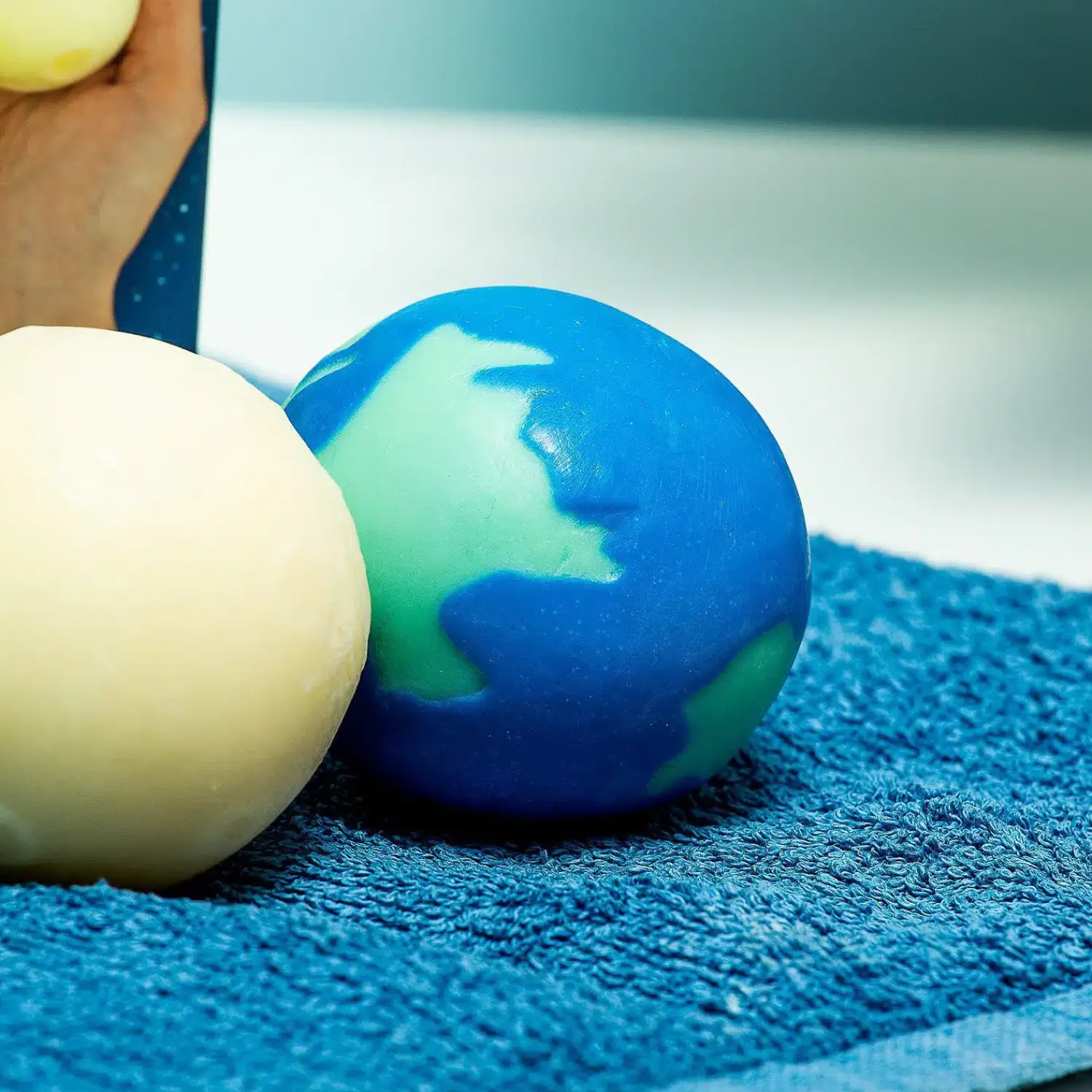 Ditverzinjeniet Badkamer|Aarde en maan zeep (set van 2)