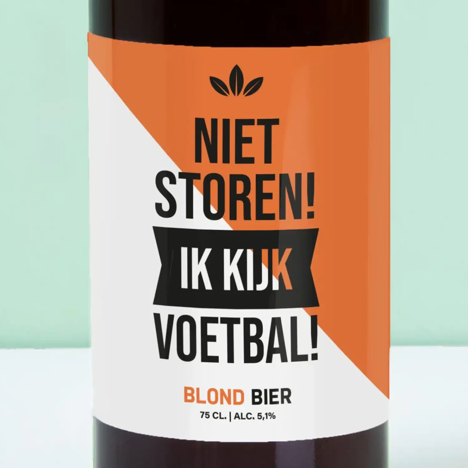Ditverzinjeniet Bierflessen|Bierfles Niet storen ik kijk voetbal (750 ml)