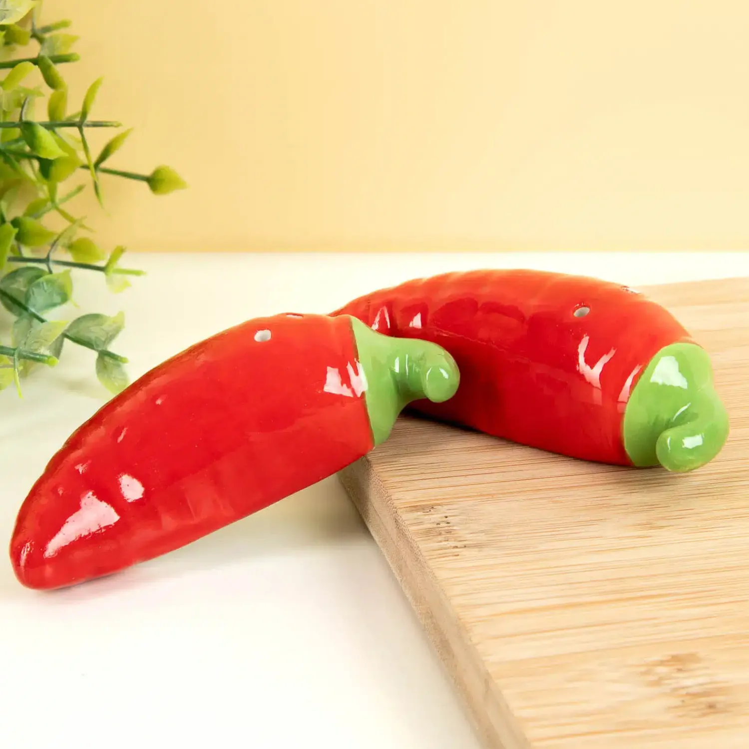 Ditverzinjeniet Peper- En Zoutstellen|Chili peper- en zoutstel