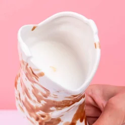 Ditverzinjeniet Kaarsen En Kandelaars|Cowboylaars geurkaars