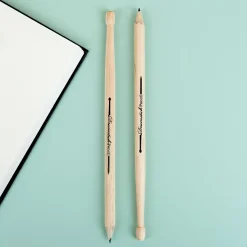 Ditverzinjeniet Kantoor|Drumstok potloden