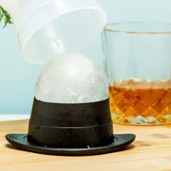 Ditverzinjeniet Borrelen|Duurzaam|IJsbal mal