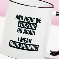 Ditverzinjeniet Kantoor|Mokken & Glazen|Mok Here We Fucking Go Again