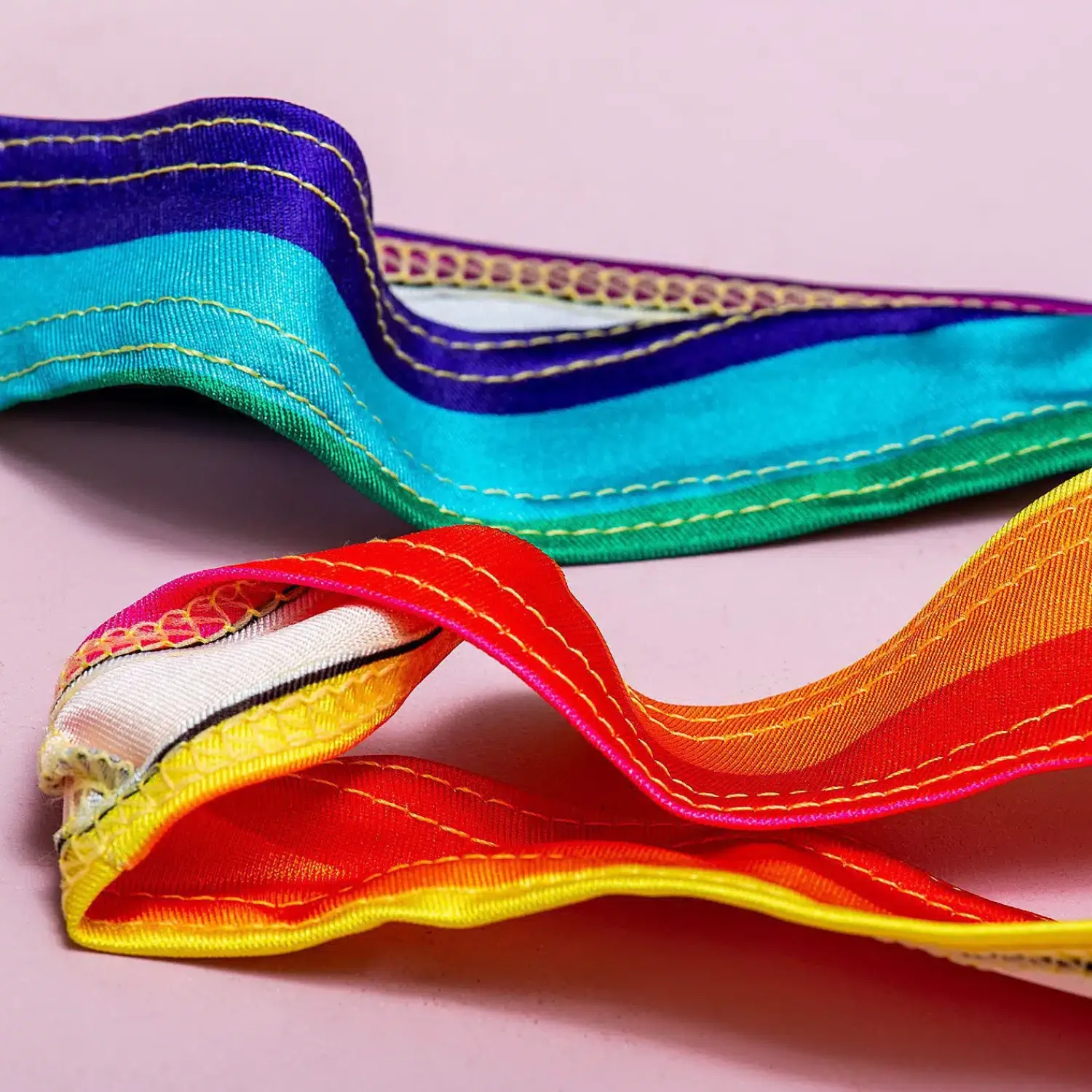 Ditverzinjeniet Vrijgezellenfeestjes|Regenboog mankini