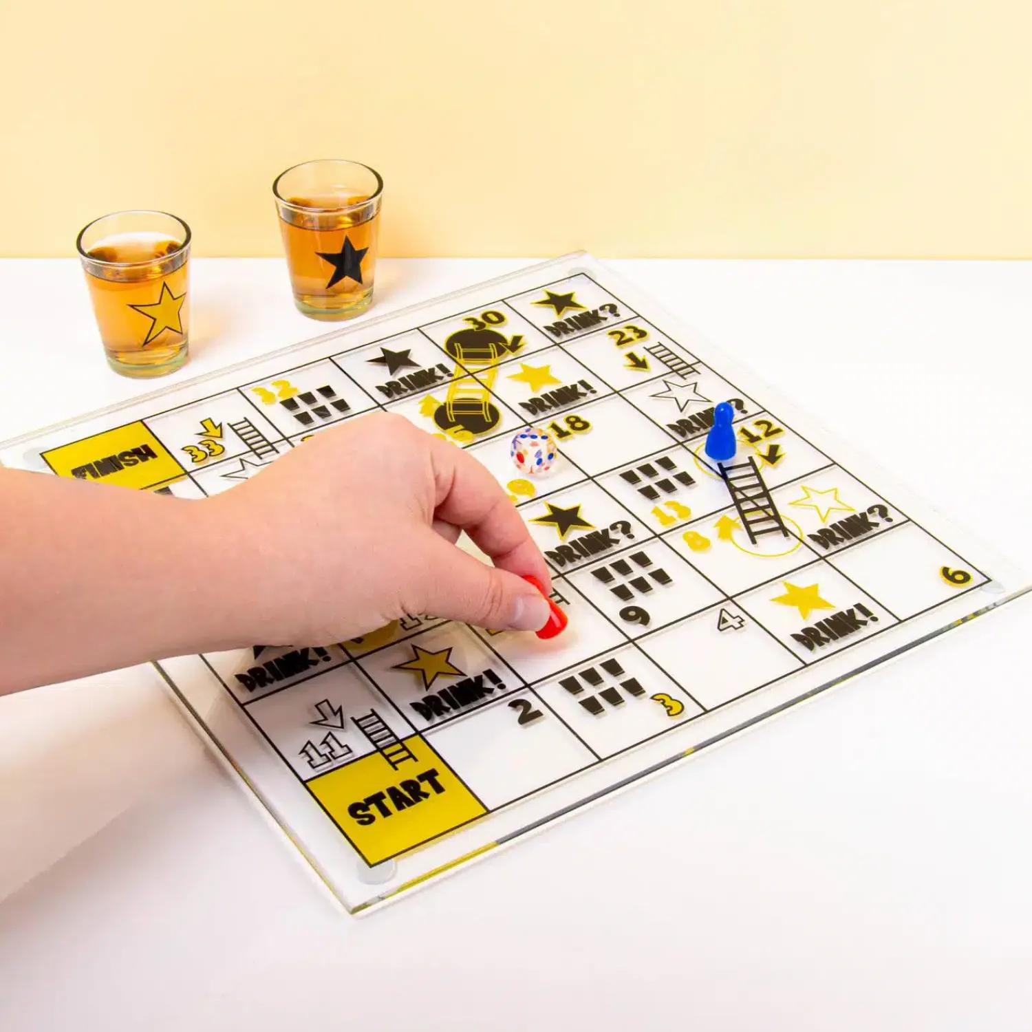 Ditverzinjeniet Drankspelletjes|Vrijgezellenfeestjes|Slangen en ladders drankspel