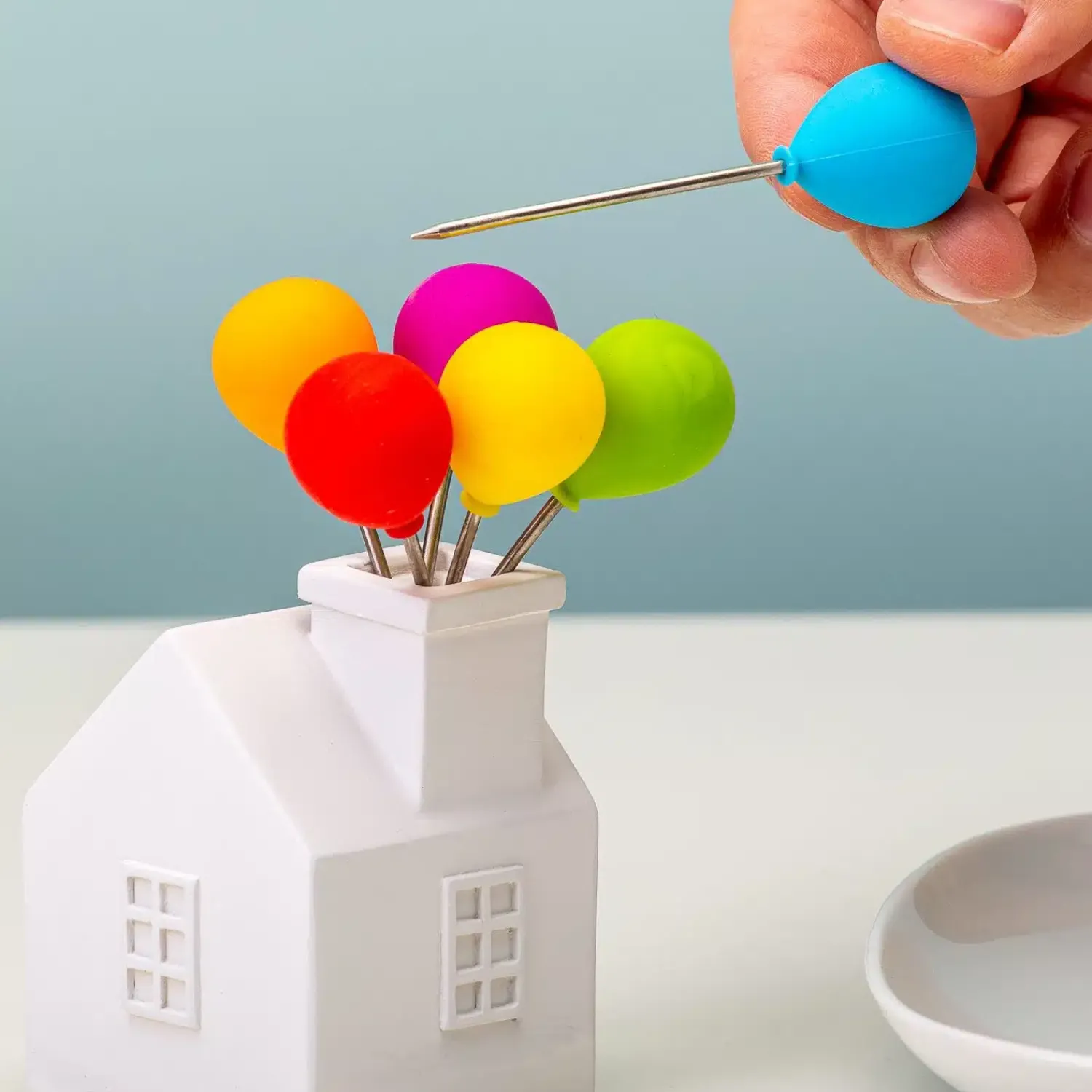 Ditverzinjeniet Cocktailprikkers|Up cocktailprikkers met huisje