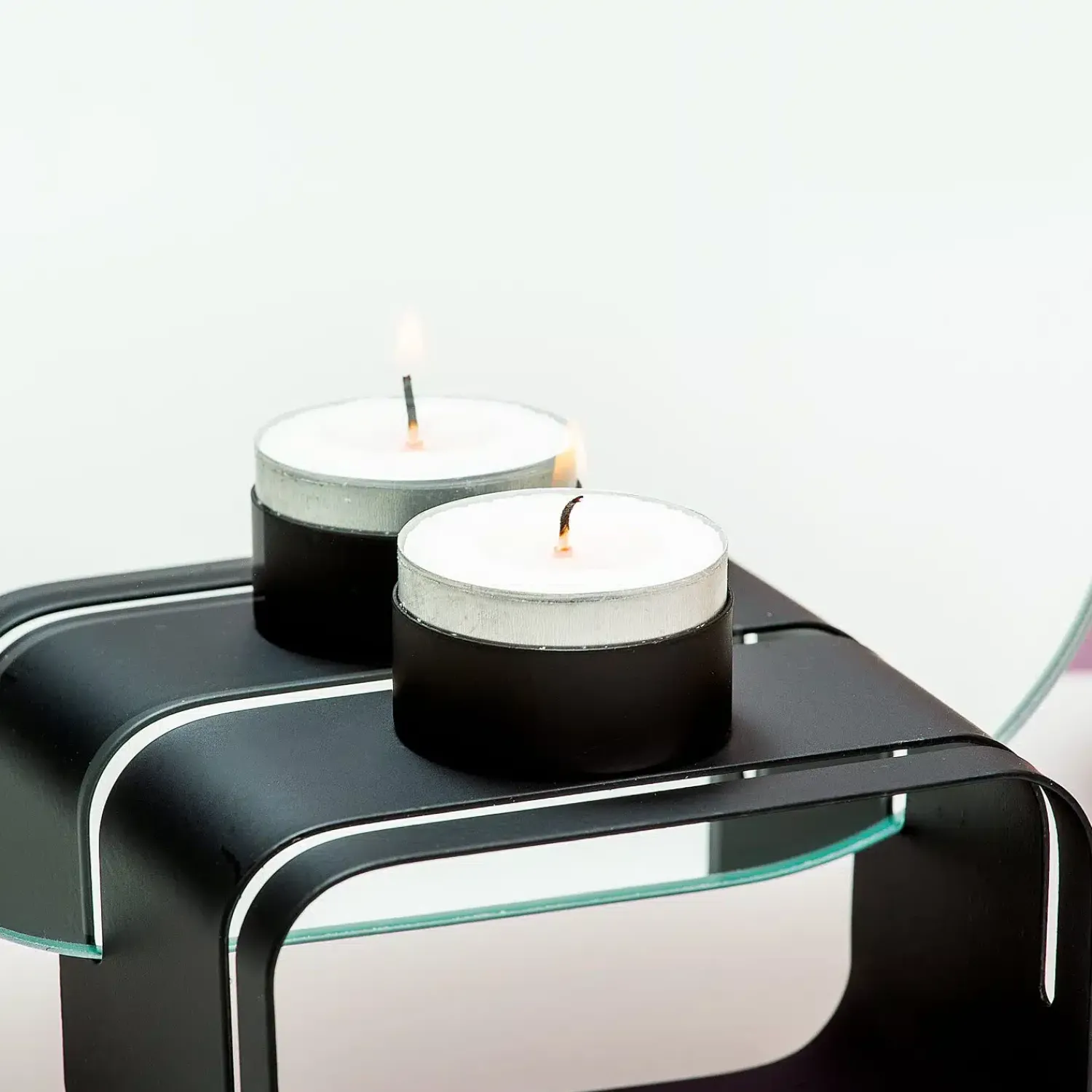 Ditverzinjeniet Kaarsen En Kandelaars|Zwarte infinity waxinelichthouder